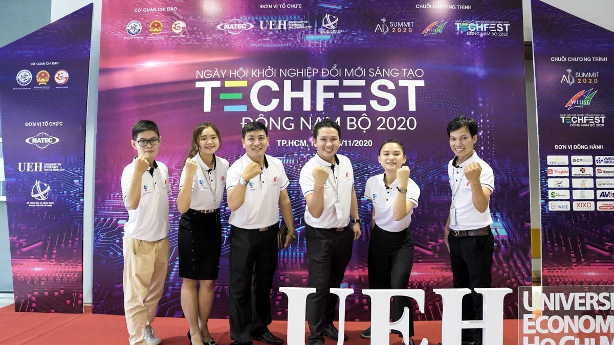 Đội ngũ BOM Software tại sự kiện Techfest Đông Nam Bộ 2020